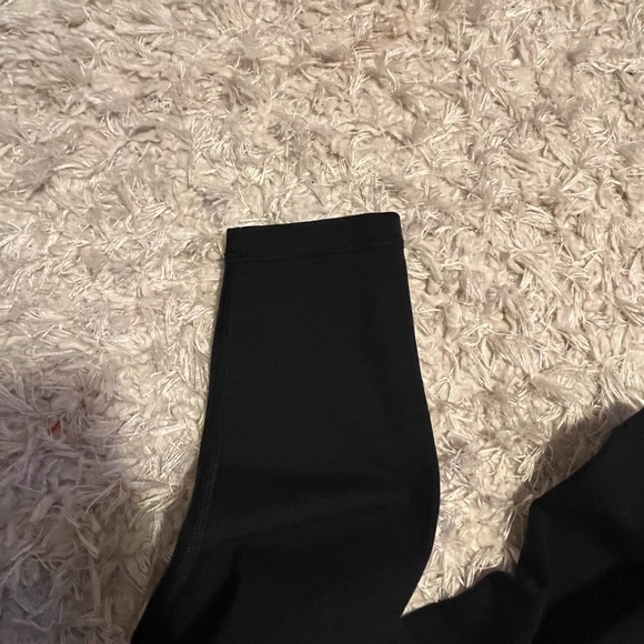 Reversible Ivivva leggings - Picture 6 of 6